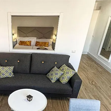 Mar توريمولينوس